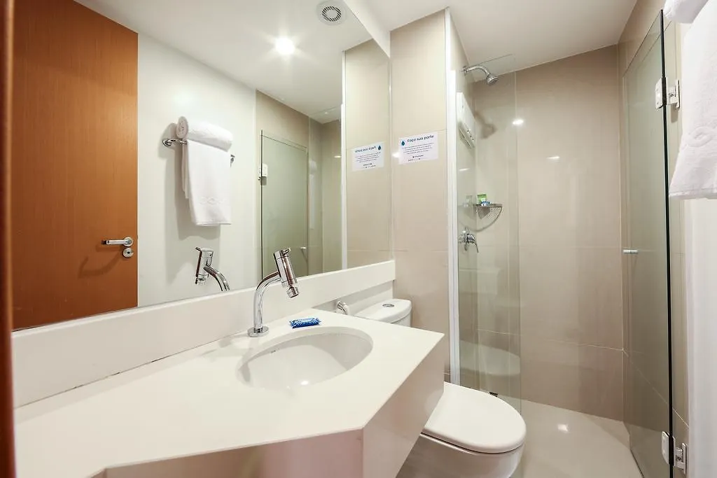 I5 Play Hotel أغواس كلاراس